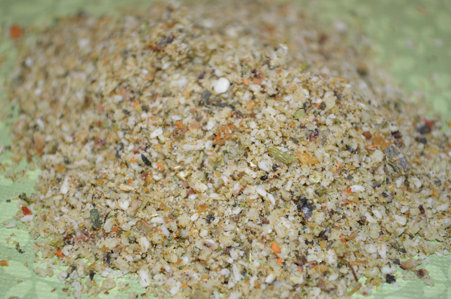 Mollusk dinner - Hermit Crab Food